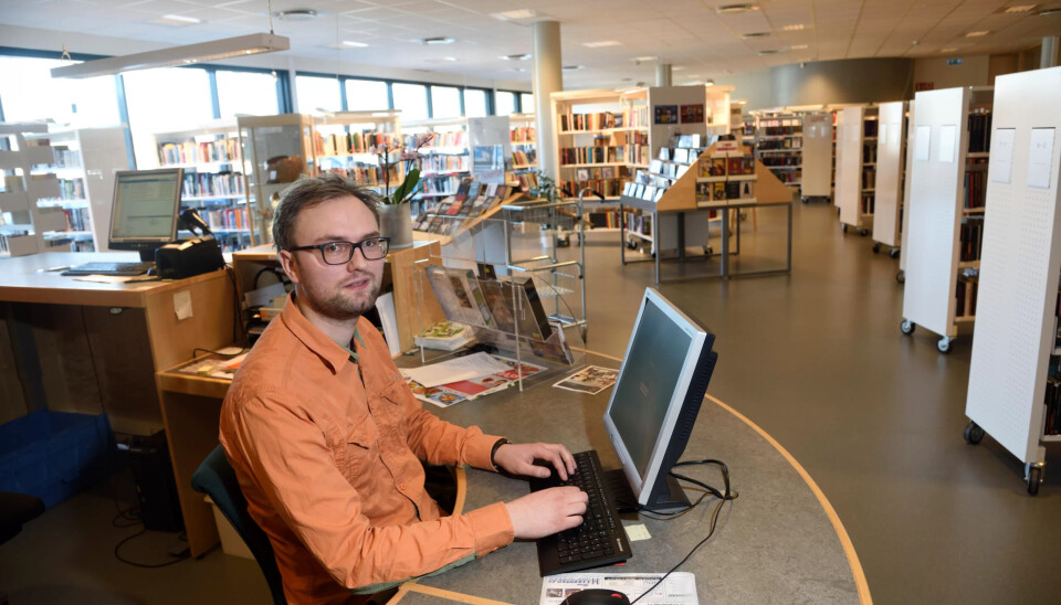 BEDRE SERVICE: Biblioteksjef Jørgen Hovde mener nasjonalt biblioteksøk kan bli viktig for bibliotekenes utvikling og kan bidra til bedre service for lånekundene. BEDRE SERVICE: Biblioteksjef Jørgen Hovde mener nasjonalt biblioteksøk kan bli viktig for bibliotekenes utvikling og kan bidra til bedre service for lånekundene.