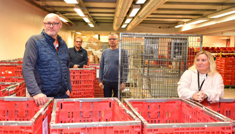 FORSKJELLER: – Det er forskjeller mellom by og bygd, men det er bemanningsproblematikk svært mange steder. Dette må løses nå, og vi forstår at medlemmene opplever hverdagen som uforutsigbar. Tiltak er på gang, og vi har dialog om dette, sier de sentralt tillitsvalgte Jarle Eide, Helge Mathisen, Terje Nordgulen og Vivian Grimelid i Fagforbundet Post og finans Vestlandet. FORSKJELLER: – Det er forskjeller mellom by og bygd, men det er bemanningsproblematikk svært mange steder. Dette må løses nå, og vi forstår at medlemmene opplever hverdagen som uforutsigbar. Tiltak er på gang, og vi har dialog om dette, sier de sentralt tillitsvalgte Jarle Eide, Helge Mathisen, Terje Nordgulen og Vivian Grimelid i Fagforbundet Post og finans Vestlandet.