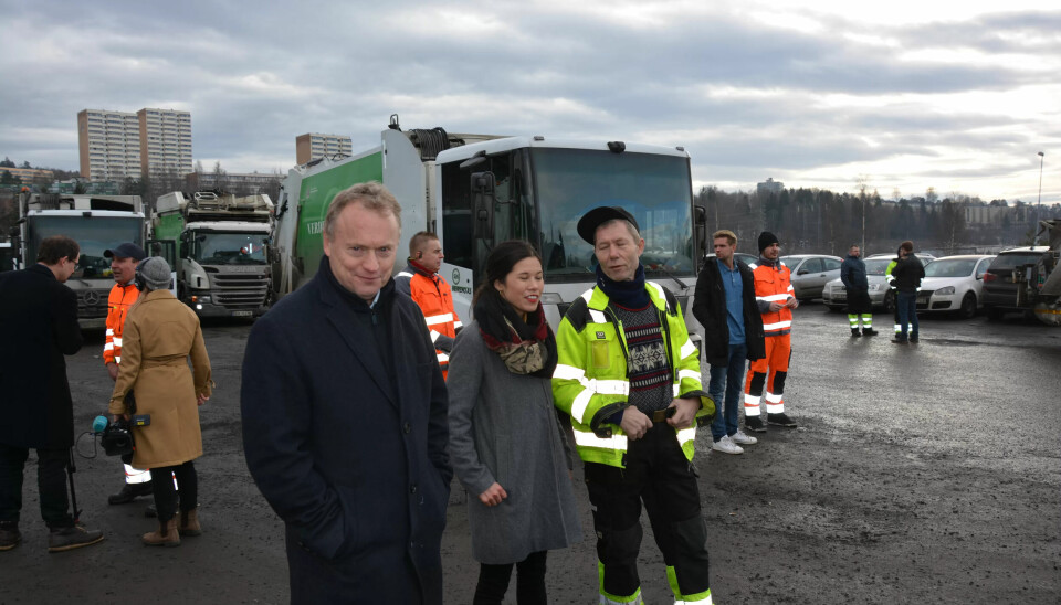 OVERTOK: For to måneder siden overtok kommunen alle ansatte og ansvaret. Nå foreligger rapporten. - Dette var ikke gjennomførbart, konstaterer Lan Marie Nguyen Berg (midten). OVERTOK: For to måneder siden overtok kommunen alle ansatte og ansvaret. Nå foreligger rapporten. - Dette var ikke gjennomførbart, konstaterer Lan Marie Nguyen Berg (midten).
