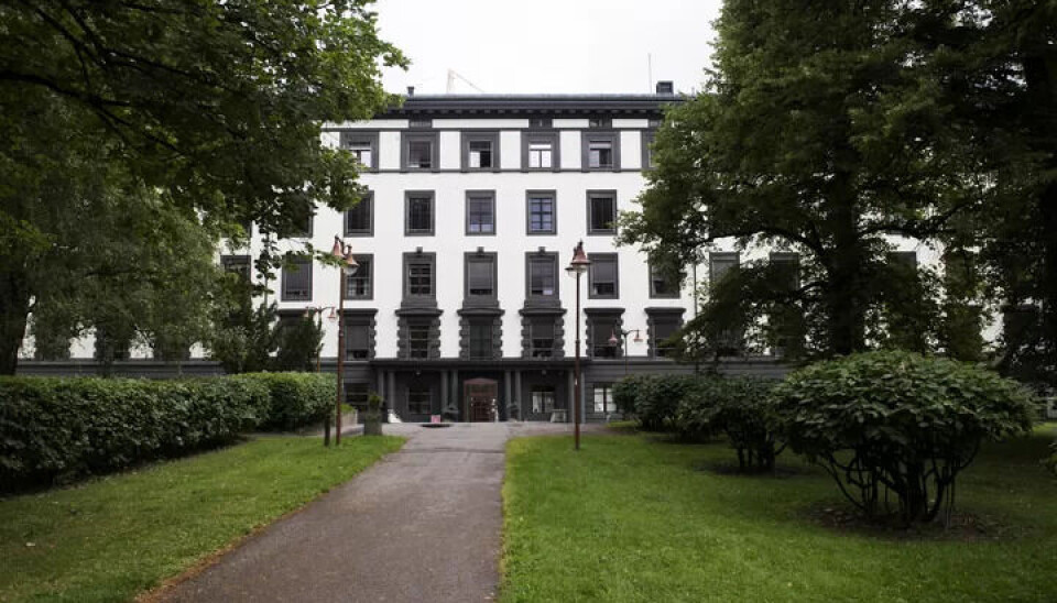 Magnet-sykehus: Lovisenberg diakonale sykehus er eneste deltager i et internasjonalt forskningsprosjekt som ser på sammenhengen mellom ansatt-helse og pasientsikkerhet. Magnet-sykehus: Lovisenberg diakonale sykehus er eneste deltager i et internasjonalt forskningsprosjekt som ser på sammenhengen mellom ansatt-helse og pasientsikkerhet.