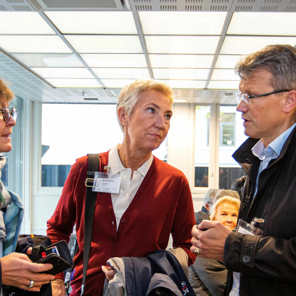FORHANDLINGER: LOs delegasjon i forhandlingene om ny særalderspensjon består av leder Mette Nord i Fagforbundet og LO Kommune, 1. nestleder Peggy Hessen Følsvik i LO og leder Egil André Aas i LO Stat. Fristen er 1. november. FORHANDLINGER: LOs delegasjon i forhandlingene om ny særalderspensjon består av leder Mette Nord i Fagforbundet og LO Kommune, 1. nestleder Peggy Hessen Følsvik i LO og leder Egil André Aas i LO Stat. Fristen er 1. november.