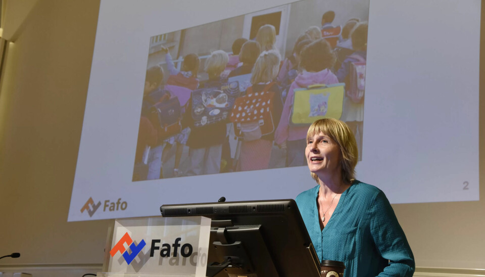 RETT TIL TILBUD: Kommunene bør ha som mål å tilby alle familier rett til et tilbud til deres førskolebarn, ikke bare rett til barnehageplass, mener Fafo-forsker Beret Bråten. RETT TIL TILBUD: Kommunene bør ha som mål å tilby alle familier rett til et tilbud til deres førskolebarn, ikke bare rett til barnehageplass, mener Fafo-forsker Beret Bråten.