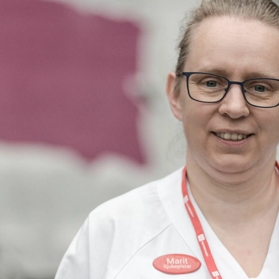 SJUKEHUSET: Nedrebø er også medlem i Fagforbundet på grunn av jobben sin som sjukepleiar. I 2016 var ho ferdigutdanna som sjukepleiar, etter eit ønske om nye utfordringar og meir fagleg bakgrunn som frivillig i Raude Kross. Bussjåfør og sjukepleiar har alltid vore draumeyrka hennar. SJUKEHUSET: Nedrebø er også medlem i Fagforbundet på grunn av jobben sin som sjukepleiar. I 2016 var ho ferdigutdanna som sjukepleiar, etter eit ønske om nye utfordringar og meir fagleg bakgrunn som frivillig i Raude Kross. Bussjåfør og sjukepleiar har alltid vore draumeyrka hennar.