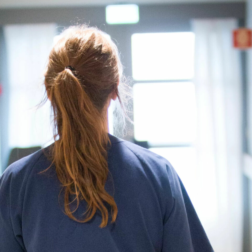I fjor søkte over 3.000 færre seg inn på sykepleieutdanningen enn det som var tilfelle i 2021. (Illustrasjonsfoto) I fjor søkte over 3.000 færre seg inn på sykepleieutdanningen enn det som var tilfelle i 2021. (Illustrasjonsfoto)