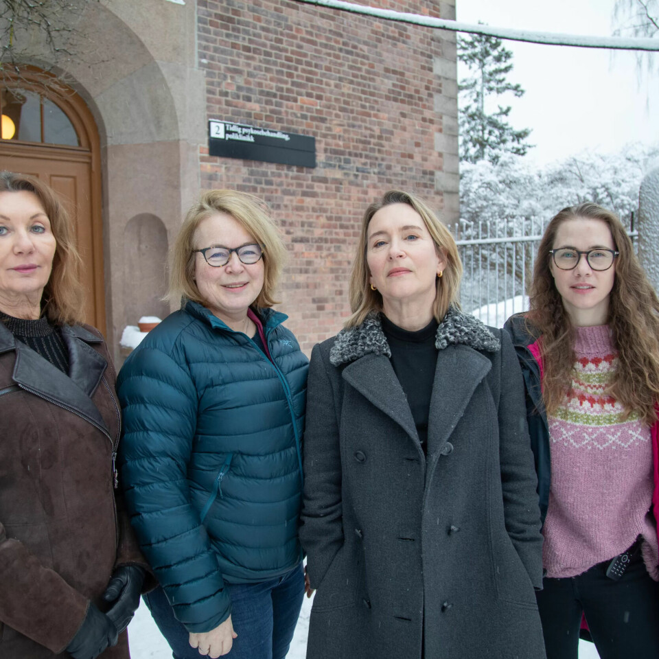 ENIGE: Sara og fagfolkene Elin Evang Hege Hellen og Heidrun Heir deler bekymringen for hva omorganiseringen på Gaustad vil føre til ENIGE: Sara og fagfolkene Elin Evang Hege Hellen og Heidrun Heir deler bekymringen for hva omorganiseringen på Gaustad vil føre til