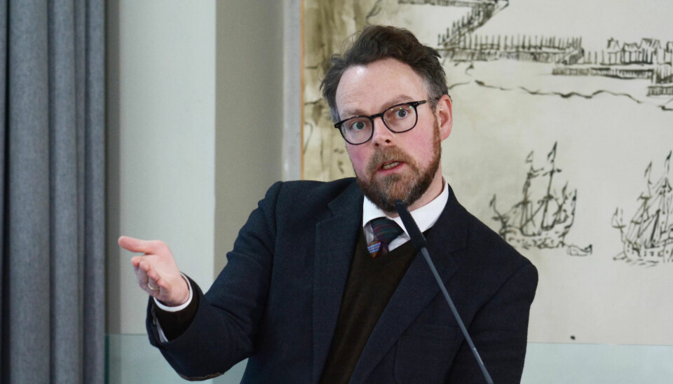 Arbeids-og sosialminister Torbjørn Røe Isaksen (H) kan ennå ikke si noe om budsjetteffektent. Arbeids-og sosialminister Torbjørn Røe Isaksen (H) kan ennå ikke si noe om budsjetteffektent.