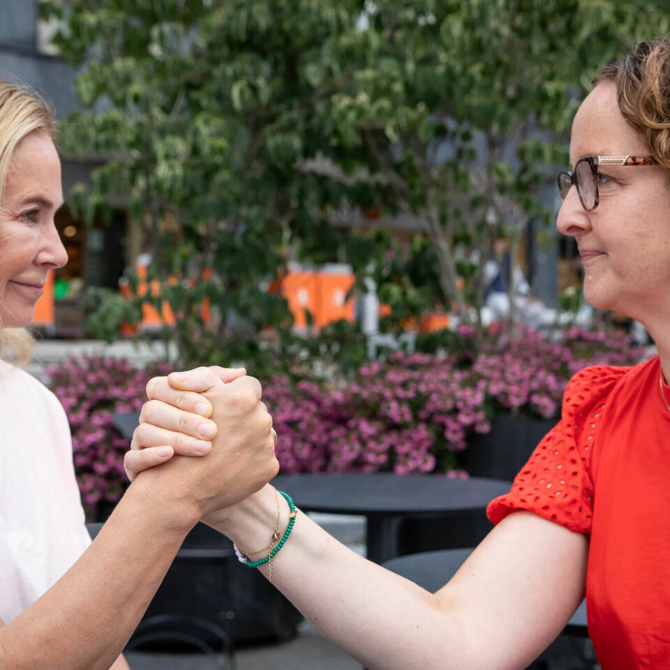 MENINGSMOTSTANDERE: (f.v.) Birgitte Gulla Løken og Elin Nyland er ordførerkandidater for hhv. Høyre og Arbeiderpartiet i Larvik i 2023. MENINGSMOTSTANDERE: (f.v.) Birgitte Gulla Løken og Elin Nyland er ordførerkandidater for hhv. Høyre og Arbeiderpartiet i Larvik i 2023.
