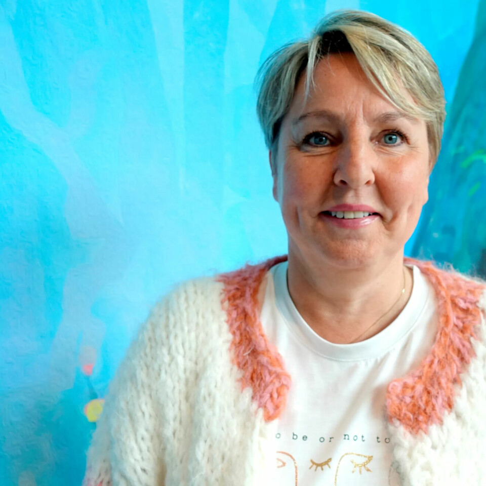 Anita Wirkola Dirksen er familieveileder og klinisk barnevernspedagog. Hun jobber både i barnevernstjenesten og på helsestasjonen i Aurskog-Høland. Anita Wirkola Dirksen er familieveileder og klinisk barnevernspedagog. Hun jobber både i barnevernstjenesten og på helsestasjonen i Aurskog-Høland.