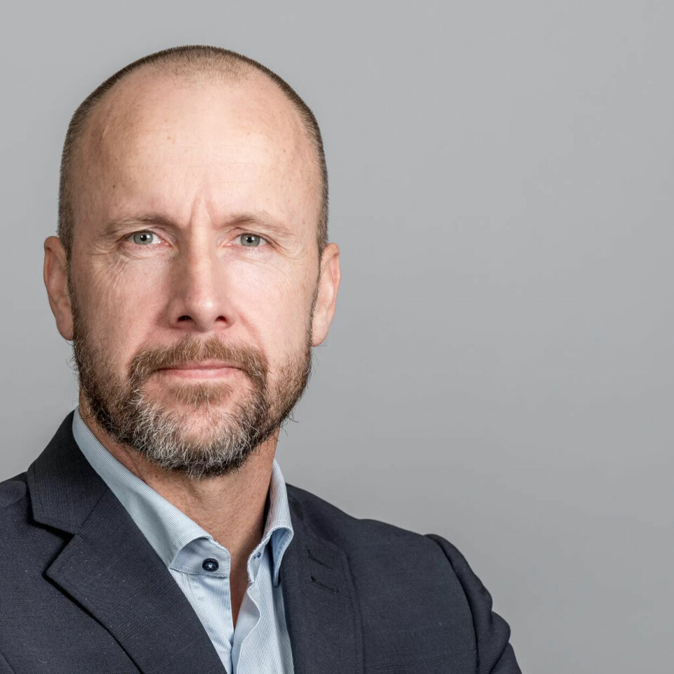 Jørgen Steen er leder for Nasjonalt tverretatlig Senter for analyse- og etterretning. Senteret ble opprettet av regjeringen for å hindre kriminelle i å utnytte arbeidere og å snyte på skatten. Senteret analyserer arbeidslivet og hva som skjer. Informasjonen de henter inn blir brukt av politikere og myndighetene. Jørgen Steen er leder for Nasjonalt tverretatlig Senter for analyse- og etterretning. Senteret ble opprettet av regjeringen for å hindre kriminelle i å utnytte arbeidere og å snyte på skatten. Senteret analyserer arbeidslivet og hva som skjer. Informasjonen de henter inn blir brukt av politikere og myndighetene.