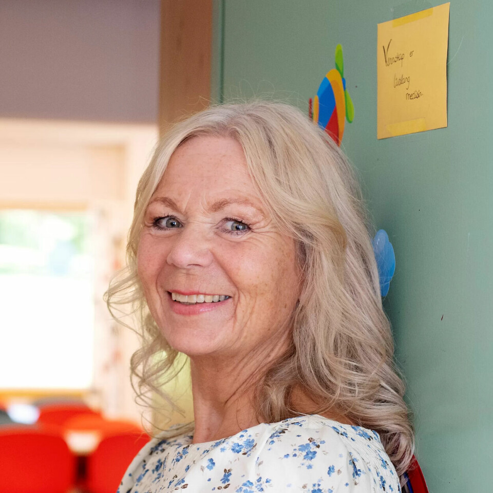 Siv Merethe Nybakk (52) elsker jobben som SFO-leder. Nå vil hun videreutdanne seg i spesialpedagogikk for å kunne ivareta barn, elever og familiene deres slik at hverdagen blir best mulig. Selv har hun ikke egne barn, men to hunder og en samboer. Siv Merethe Nybakk (52) elsker jobben som SFO-leder. Nå vil hun videreutdanne seg i spesialpedagogikk for å kunne ivareta barn, elever og familiene deres slik at hverdagen blir best mulig. Selv har hun ikke egne barn, men to hunder og en samboer.