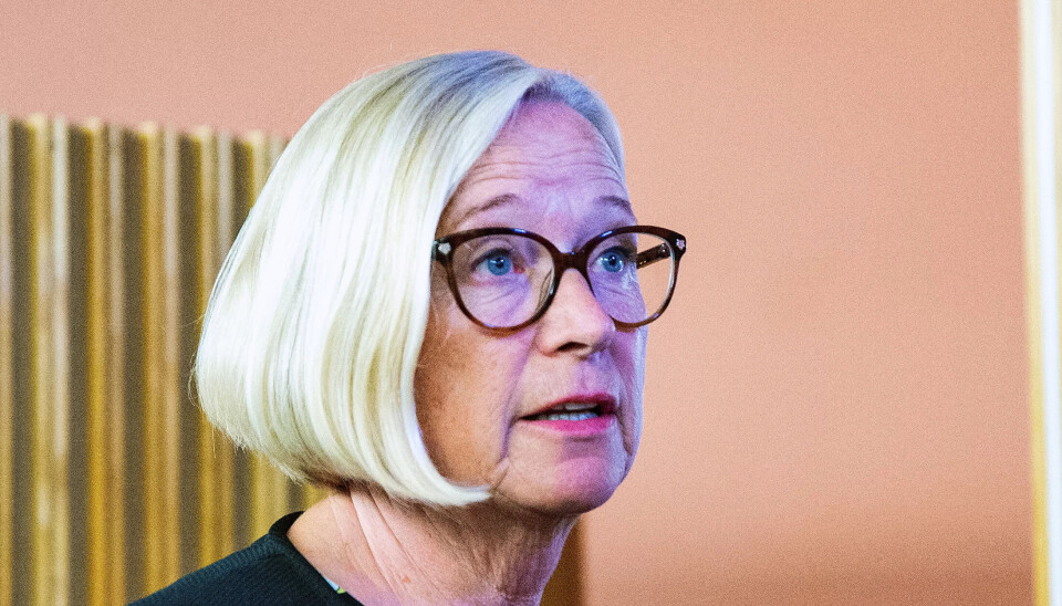 – Jeg mener vi på en måte står ved det landsstyret har vedtatt og stortingsgruppa i ettertid har drøftet, sier Marit Arnstad. – Jeg mener vi på en måte står ved det landsstyret har vedtatt og stortingsgruppa i ettertid har drøftet, sier Marit Arnstad.