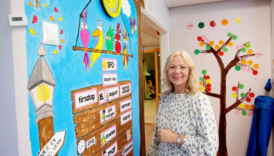 Siv Merethe Nybakk (52) har startet sitt åttende år som SFO-leder Vallset barneskole som har 121 elever. Hun er opptatt av å ha nok kunnskap for barnets beste, og starter derfor på en videreutdanning i spesialpedagogikk.. Siv Merethe Nybakk (52) har startet sitt åttende år som SFO-leder Vallset barneskole som har 121 elever. Hun er opptatt av å ha nok kunnskap for barnets beste, og starter derfor på en videreutdanning i spesialpedagogikk..