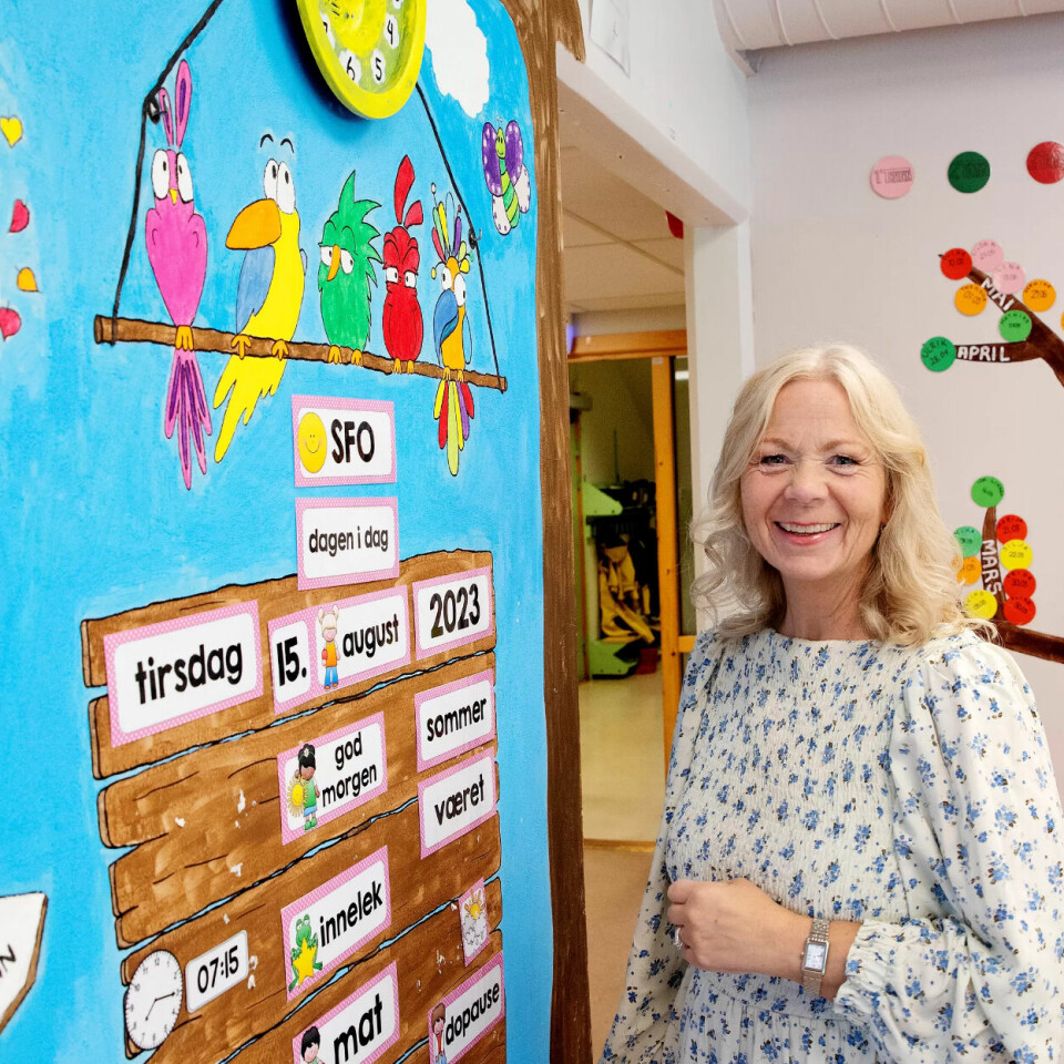Siv Merethe Nybakk (52) har startet sitt åttende år som SFO-leder Vallset barneskole som har 121 elever. Hun er opptatt av å ha nok kunnskap for barnets beste, og starter derfor på en videreutdanning i spesialpedagogikk.. Siv Merethe Nybakk (52) har startet sitt åttende år som SFO-leder Vallset barneskole som har 121 elever. Hun er opptatt av å ha nok kunnskap for barnets beste, og starter derfor på en videreutdanning i spesialpedagogikk..