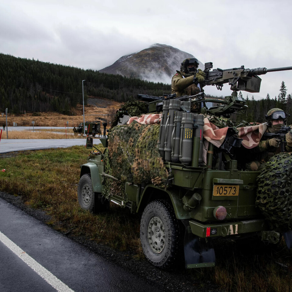 BEREDSKAP: At Forsvaret styrkes er nødvendig. Men totalberedskap krever mer enn Forsvar, ambulanser og politi. De offentlige tjenestenes viktighet ble trukket frem fra talerstolen av flere delegater. BEREDSKAP: At Forsvaret styrkes er nødvendig. Men totalberedskap krever mer enn Forsvar, ambulanser og politi. De offentlige tjenestenes viktighet ble trukket frem fra talerstolen av flere delegater.