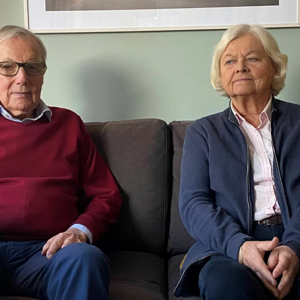 BEKYMRET: Tom Oppegaard og Vigdis Varn i beboerrådet i det privatdrevne eldreboligkomplekset Gabels Park frykter konsekvensene når driverselskapet Stendi Senior selger seg ut av virksomheten. BEKYMRET: Tom Oppegaard og Vigdis Varn i beboerrådet i det privatdrevne eldreboligkomplekset Gabels Park frykter konsekvensene når driverselskapet Stendi Senior selger seg ut av virksomheten.