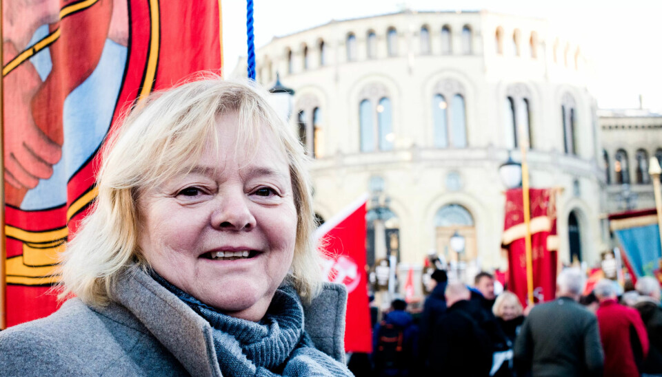 FORNØYD: Stortinget stiller seg endelig bak å granske pengebruken på kommersiell velferd, noterer FO-leder Mimmi Kvisvik. (arkiv) FORNØYD: Stortinget stiller seg endelig bak å granske pengebruken på kommersiell velferd, noterer FO-leder Mimmi Kvisvik. (arkiv)
