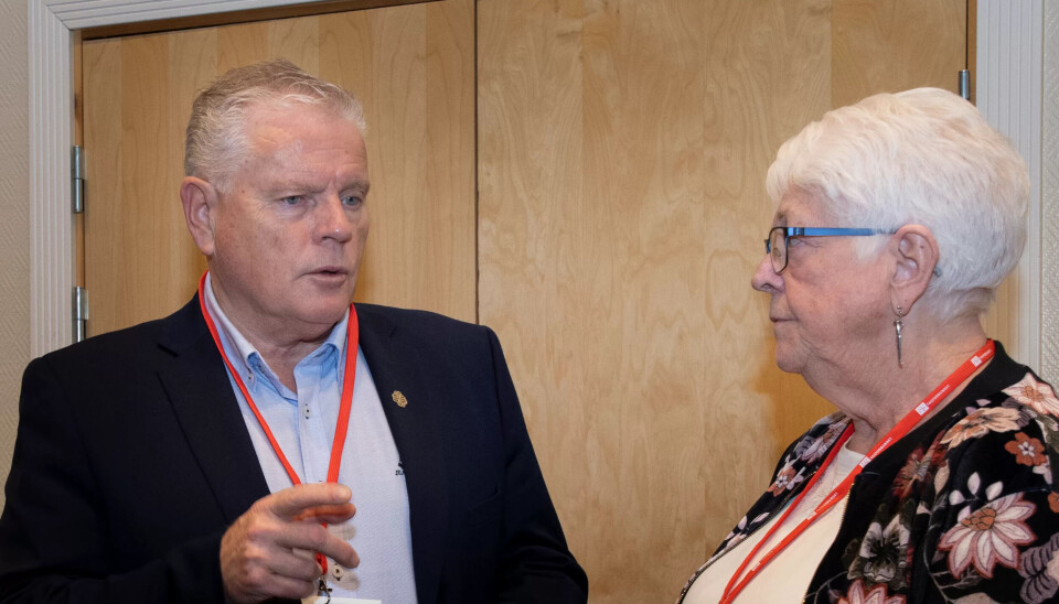AP-STØTTE: Både Jan Davidsen og Bjørg Hageløkken støtter et forslag i Aps alternative budsjett om å kutte skattefradrag for pensjonssparing og heller bruke pengene på å løfte minstepensjonistene. AP-STØTTE: Både Jan Davidsen og Bjørg Hageløkken støtter et forslag i Aps alternative budsjett om å kutte skattefradrag for pensjonssparing og heller bruke pengene på å løfte minstepensjonistene.