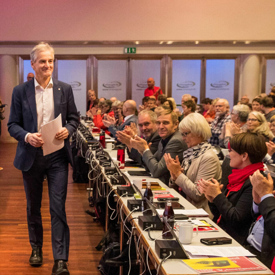 I BEDRE TIDER: Blikkontakt mellom Ap-leder Jonas Gahr Støre og Fagforbundets leder Mette Nord på landsmøtet i 2017. I BEDRE TIDER: Blikkontakt mellom Ap-leder Jonas Gahr Støre og Fagforbundets leder Mette Nord på landsmøtet i 2017.