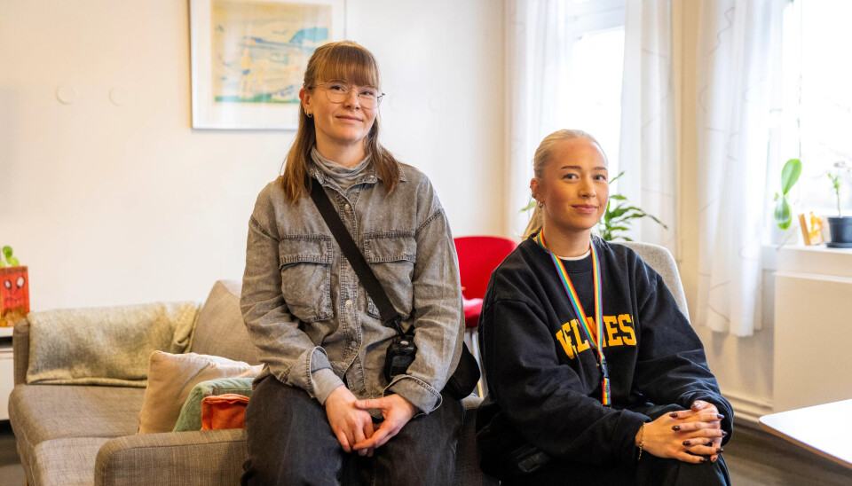 BARE MAS I STUA: På RASP har de testa ut TikTok-fri stue. Det ble bare mas, ifølge Ida Roos Stræte og Marte Berge. BARE MAS I STUA: På RASP har de testa ut TikTok-fri stue. Det ble bare mas, ifølge Ida Roos Stræte og Marte Berge.