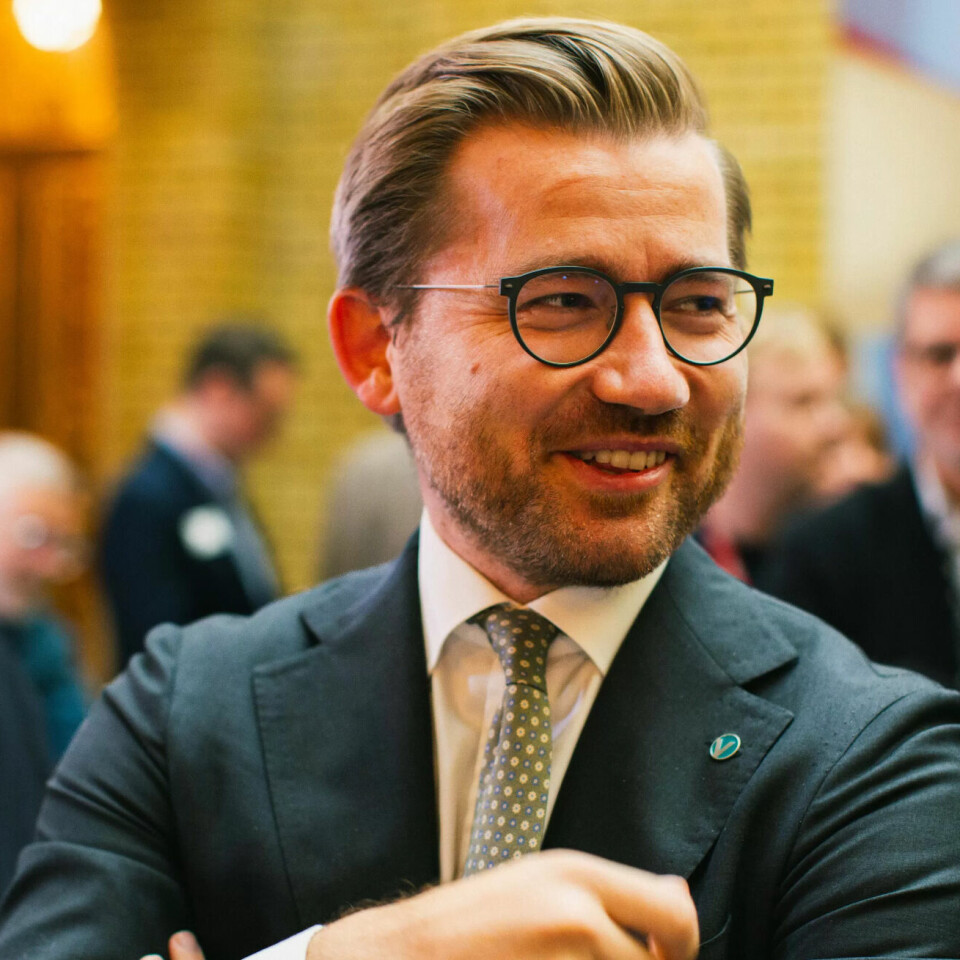 Venstre-nestleder Sveinung Rotevatn mener tida er inne for å gjøre noe nytt for å få ned sykefraværet. Venstre-nestleder Sveinung Rotevatn mener tida er inne for å gjøre noe nytt for å få ned sykefraværet.