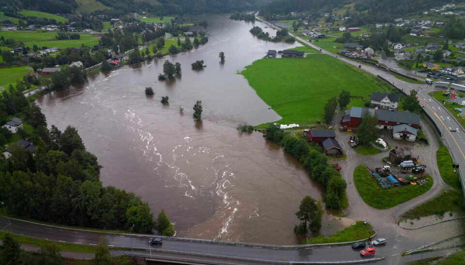 Det er fremdeles stor vannføring i elva Begna ved Bagn i Valdres under ekstremværet. Det er fremdeles stor vannføring i elva Begna ved Bagn i Valdres under ekstremværet.