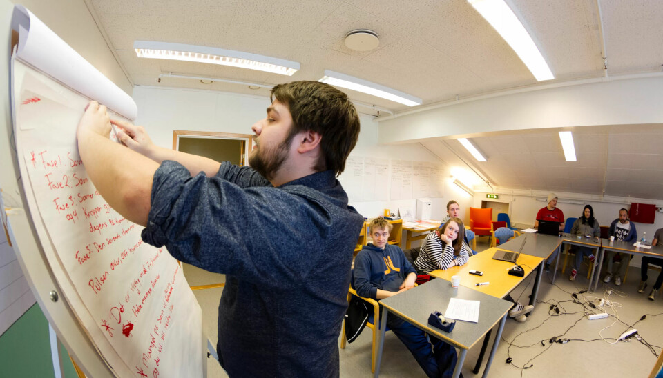 NY START: - Jeg trodde jeg skulle få opplæring. I stedet ville bedriften jeg skulle late som jeg var fullt faglært, forteller Rino Halvorsen. NY START: - Jeg trodde jeg skulle få opplæring. I stedet ville bedriften jeg skulle late som jeg var fullt faglært, forteller Rino Halvorsen.