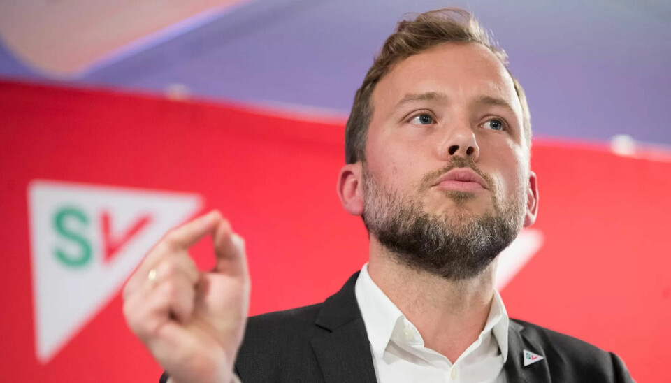 SV og Audun Lysbakken vil ta et oppgjør med det partiet mener er regjeringens snedige måter å skjule velferdskutt på. SV og Audun Lysbakken vil ta et oppgjør med det partiet mener er regjeringens snedige måter å skjule velferdskutt på.