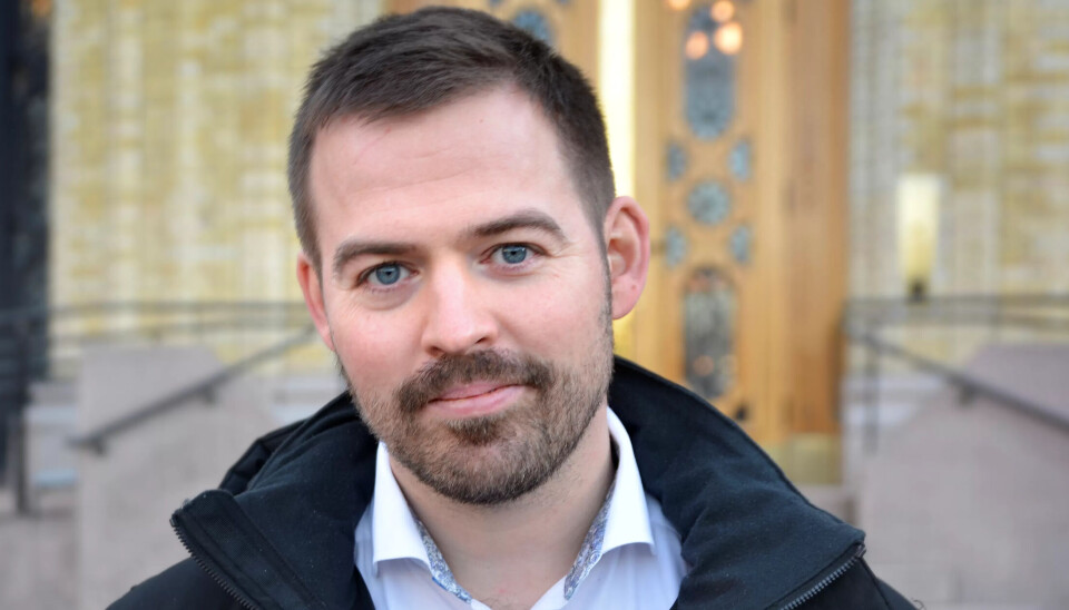 Stortingsrepresentant Torbjørn Vereide vil ikke at renholderne skal bli gjemt bort på arbeidsplassen sin. Stortingsrepresentant Torbjørn Vereide vil ikke at renholderne skal bli gjemt bort på arbeidsplassen sin.