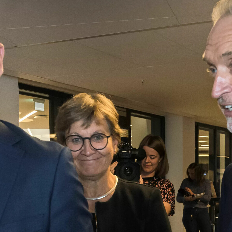 MØTES IGJEN: Forhandlingslederne Steffen Handal (t.v.) i Utdanningsforbundet og Tor Arne Gangsø i KS møtes igjen til ny mekling etter at resultatet av lønnsoppgjøret ble forkastet. Mette Nord leder LO Kommune, som har godtatt oppgjøret. MØTES IGJEN: Forhandlingslederne Steffen Handal (t.v.) i Utdanningsforbundet og Tor Arne Gangsø i KS møtes igjen til ny mekling etter at resultatet av lønnsoppgjøret ble forkastet. Mette Nord leder LO Kommune, som har godtatt oppgjøret.
