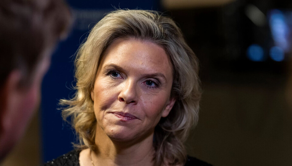 RASER: Sylvi Listhaug sier klart ifra om hva hun mener om at det er enda en feil i Helseplattformen. RASER: Sylvi Listhaug sier klart ifra om hva hun mener om at det er enda en feil i Helseplattformen.