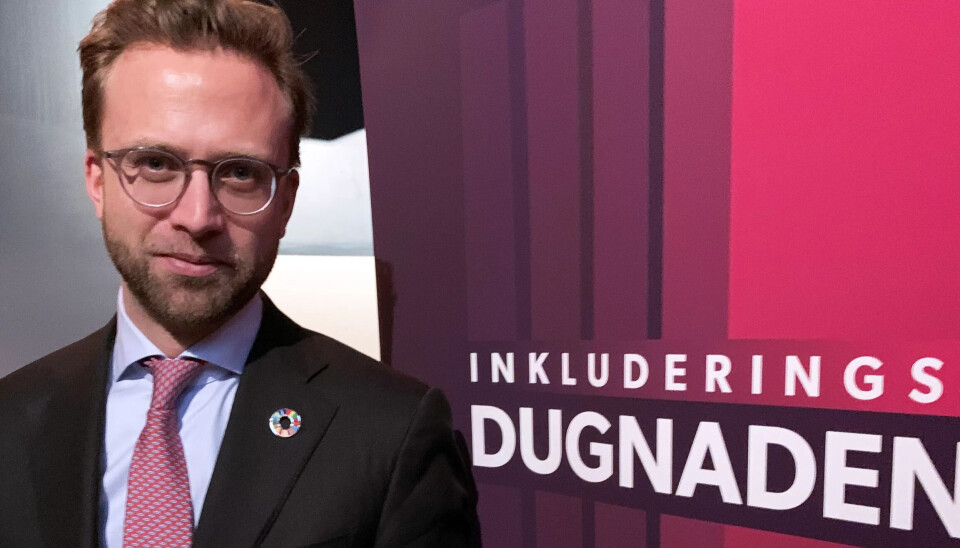 GIR STATEN STRYK: Kun Arbeids- og sosialdepartementet nærmer seg målet om inkludering. – Herfra kan det bare gå oppover, sier Kommunal – og moderniseringsminister Nikolai Astrup (H). GIR STATEN STRYK: Kun Arbeids- og sosialdepartementet nærmer seg målet om inkludering. – Herfra kan det bare gå oppover, sier Kommunal – og moderniseringsminister Nikolai Astrup (H).