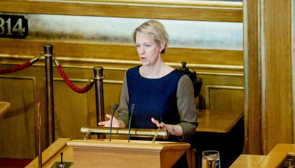 ANNERKJENNELSE: Ingrid Fiskaa (SV) i stortingssalen i forbindelse med debatten om straffetiltak mot Israels folkerettsbrudd og menneskerettighetsbrudd på Gaza. ANNERKJENNELSE: Ingrid Fiskaa (SV) i stortingssalen i forbindelse med debatten om straffetiltak mot Israels folkerettsbrudd og menneskerettighetsbrudd på Gaza.