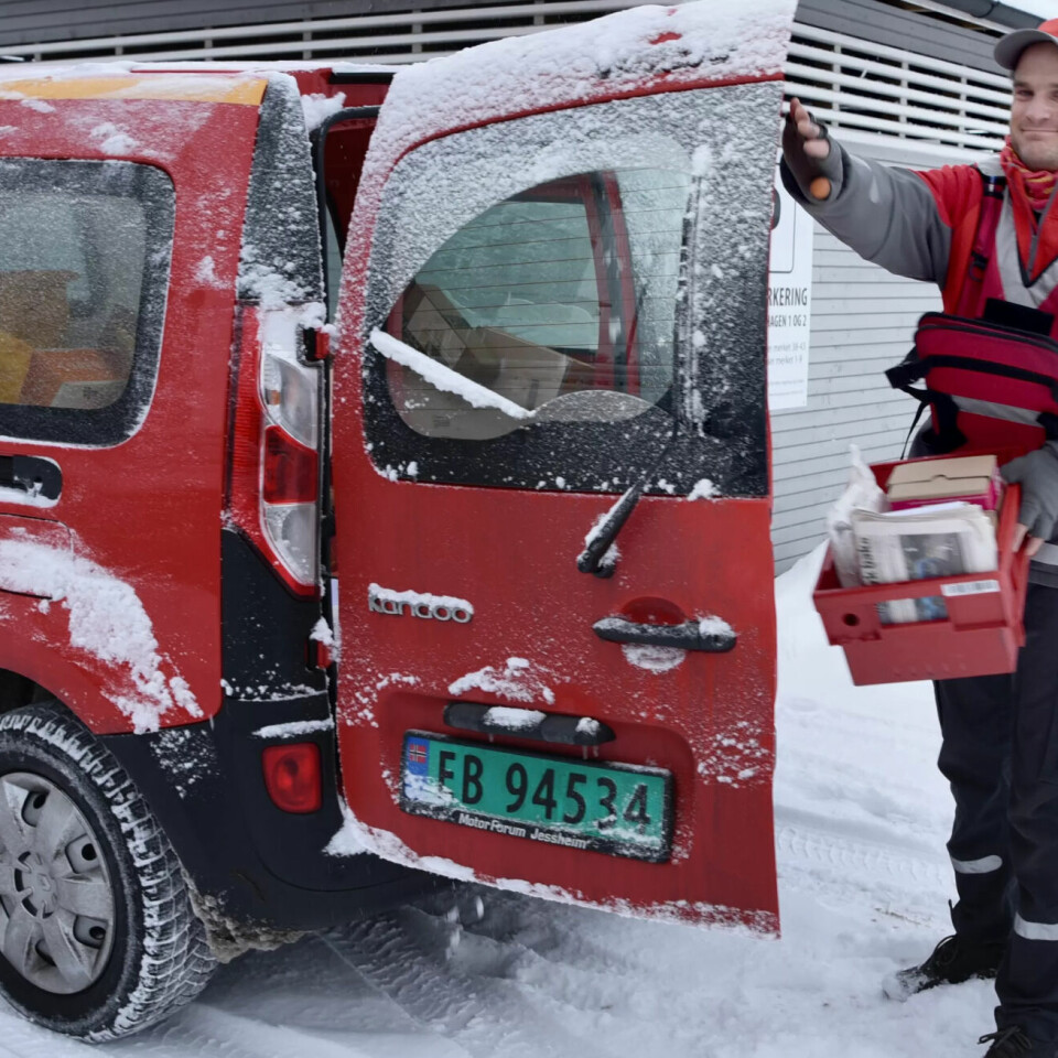 Nå starter forhandlingene om lønna til postbud Lars Sigurd Sandve og 159.000 andre som er ansatt i bedrifter som er organisert i arbeidsgiverorganisasjonen Spekter. Nå starter forhandlingene om lønna til postbud Lars Sigurd Sandve og 159.000 andre som er ansatt i bedrifter som er organisert i arbeidsgiverorganisasjonen Spekter.