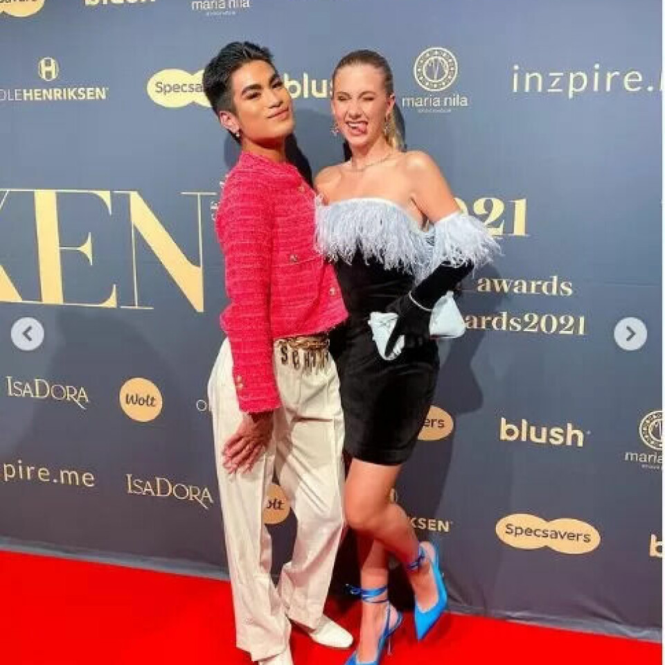 PÅ KJENDISFEST: Marti ble nominert som en av semifinalistene til Norges største influenserpris, Vixen Awards, i klassen «Årets stjerneskudd». Det var en reell opptur. Her med Leah Isadora Behn. PÅ KJENDISFEST: Marti ble nominert som en av semifinalistene til Norges største influenserpris, Vixen Awards, i klassen «Årets stjerneskudd». Det var en reell opptur. Her med Leah Isadora Behn.