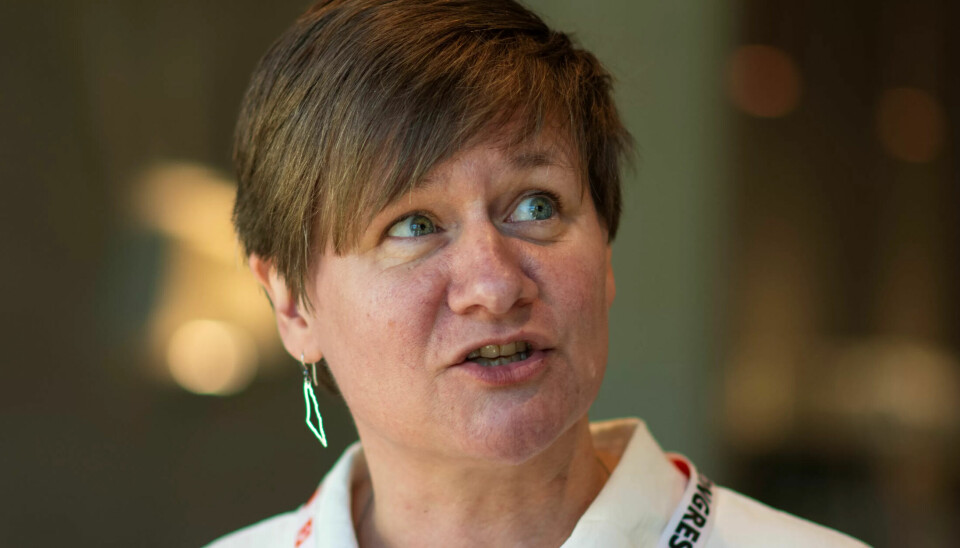 SP-JA, RØDT-NEI: Delegasjonsleder Helene Harsvik Skeibrok. SP-JA, RØDT-NEI: Delegasjonsleder Helene Harsvik Skeibrok.