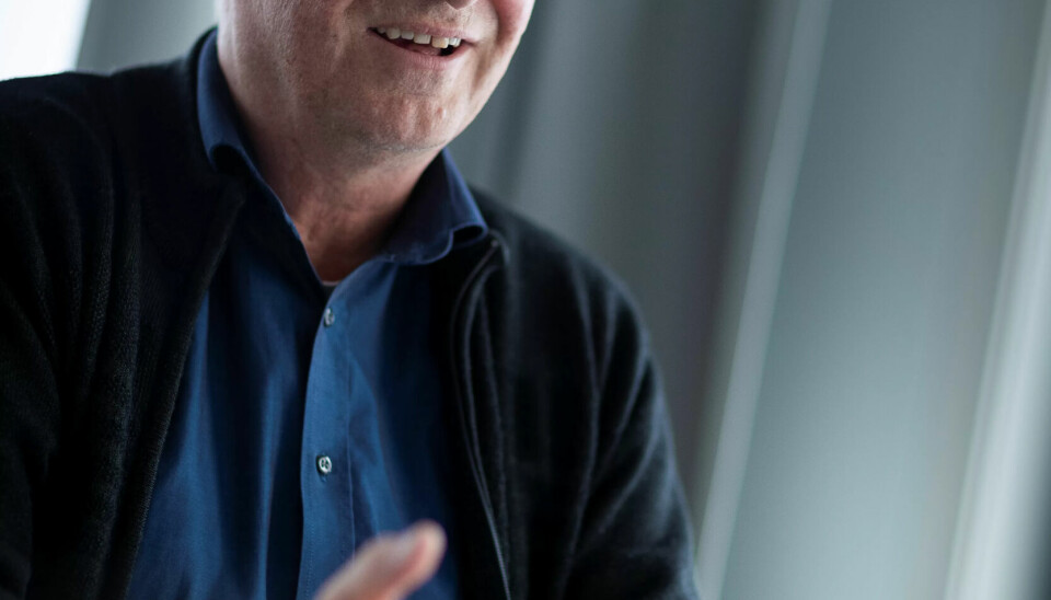 DU FORURENSER: – Vi har ikke lenger én stor forurenser. Det er alle de små mengdene med miljøgifter hver og en av oss slipper ut, som samlet er problemet, sier Jørgen Fidjeland, leder av Tønsberg renseanlegg. DU FORURENSER: – Vi har ikke lenger én stor forurenser. Det er alle de små mengdene med miljøgifter hver og en av oss slipper ut, som samlet er problemet, sier Jørgen Fidjeland, leder av Tønsberg renseanlegg.