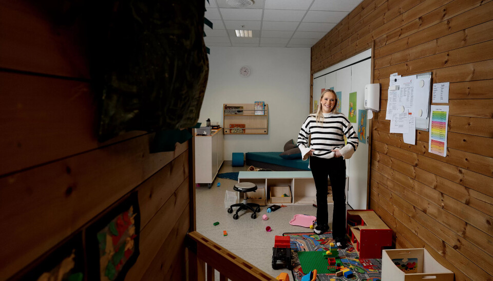 Barnehagedagen drar mot slutten men Andrea er snart klar for sju nye timar på jobb. Barnehagedagen drar mot slutten men Andrea er snart klar for sju nye timar på jobb.