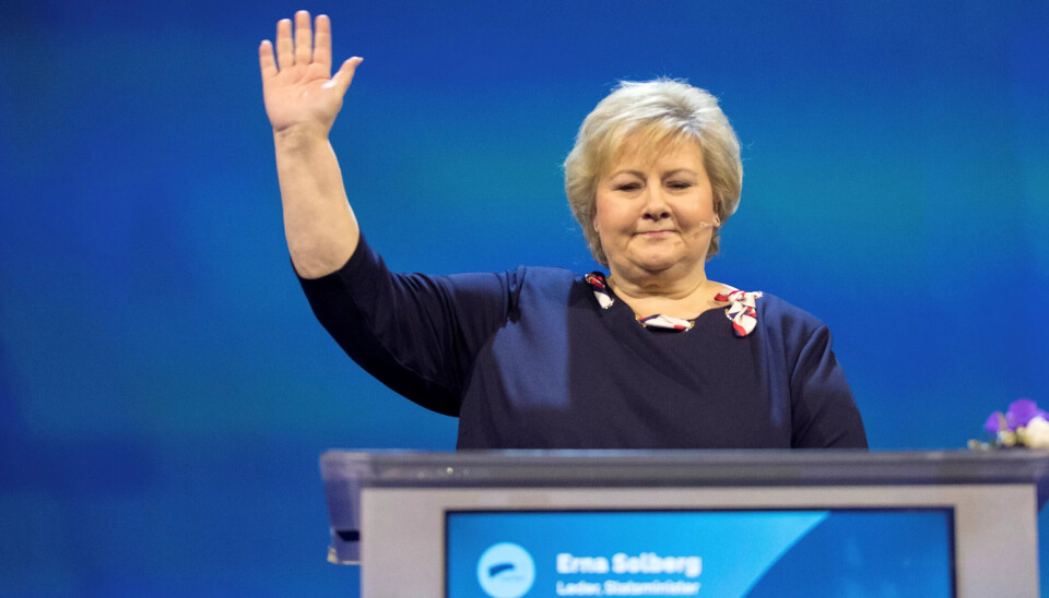Statsminister Erna Solberg på talerstolen under Høyres landsmøte på Gardermoen fredag ettermiddag. Statsminister Erna Solberg på talerstolen under Høyres landsmøte på Gardermoen fredag ettermiddag.