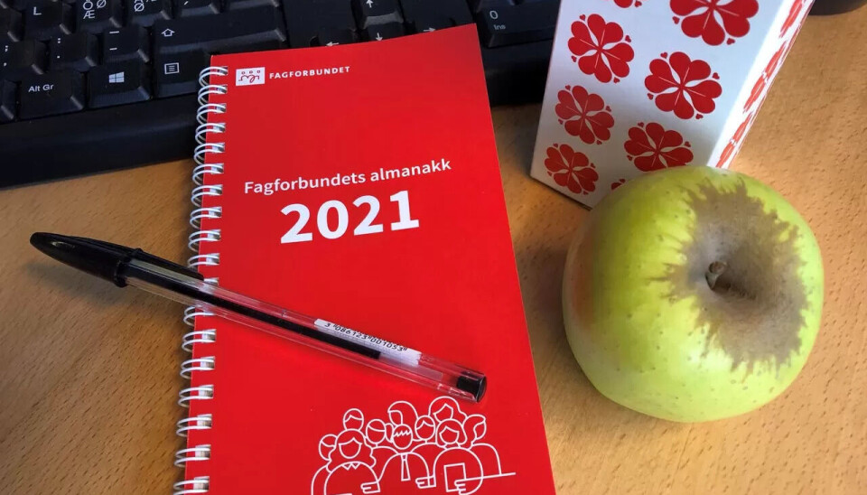 Kristoffer Tandberg i Fagforbundet oppfordrer foreninger til å tenke gjennom om almanakkene de bestiller faktisk blir brukt. Kristoffer Tandberg i Fagforbundet oppfordrer foreninger til å tenke gjennom om almanakkene de bestiller faktisk blir brukt.