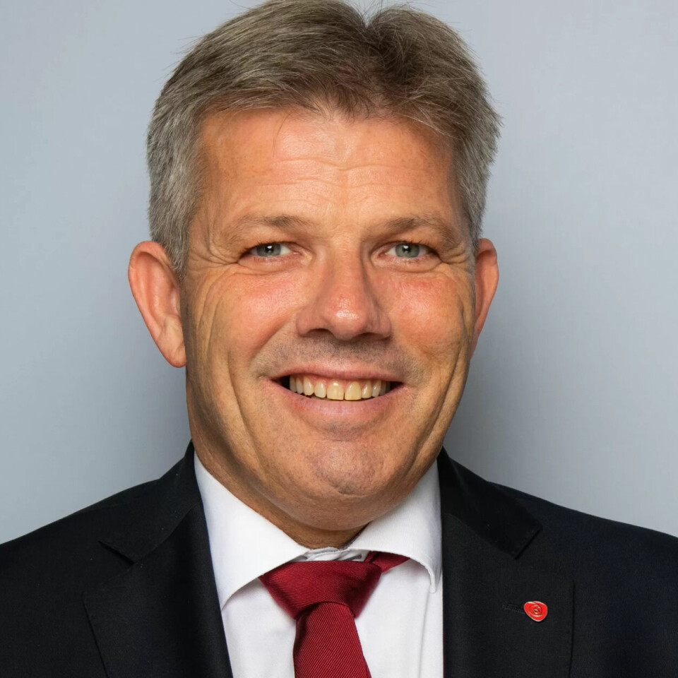 Bjørnar Skjæran er medlem i Fagforbundet, nestleder i Arbeiderpartiet og fiskeri- og havminister. Bjørnar Skjæran er medlem i Fagforbundet, nestleder i Arbeiderpartiet og fiskeri- og havminister.
