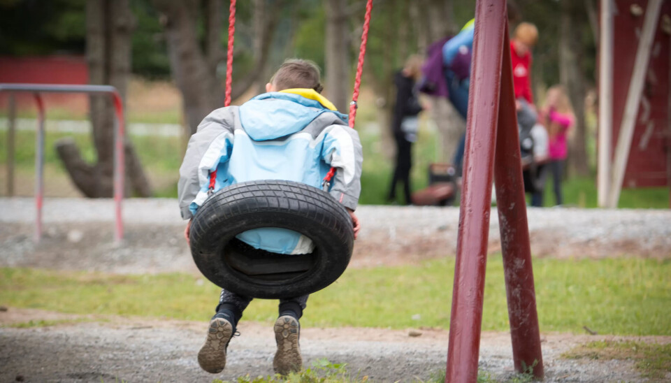PÅ PAPIRET: 36 prosent av lederne i skoler og barnehager i Kristiansand kommune rapporterer at de har lite makt og myndighet til å ta avgjørelser, og at de heller ikke blir bedt om å rapportere på resultater. PÅ PAPIRET: 36 prosent av lederne i skoler og barnehager i Kristiansand kommune rapporterer at de har lite makt og myndighet til å ta avgjørelser, og at de heller ikke blir bedt om å rapportere på resultater.