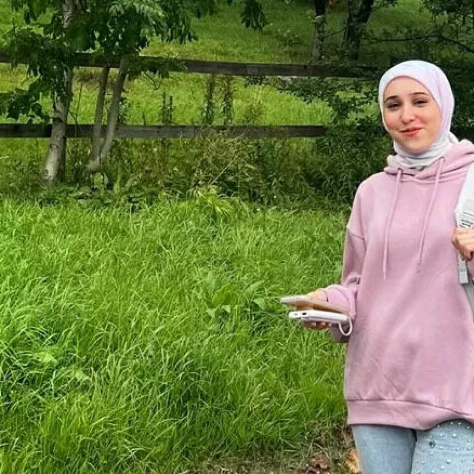 I NORGE: Dima er glad for at hun er i gang med studier igjen. Samtidig er hun bekymret for situasjonen på Gaza. I NORGE: Dima er glad for at hun er i gang med studier igjen. Samtidig er hun bekymret for situasjonen på Gaza.