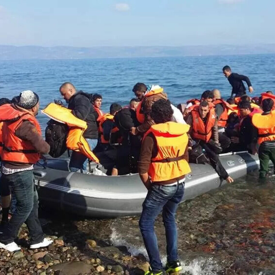 HELLAS: Aud Lisbeth Lillebostad var saman andre norske frivillige på øya Lesvos i 2015. Ho fortel at på eit døgn kom det så mange overfylte båtar at ho mista tellinga. HELLAS: Aud Lisbeth Lillebostad var saman andre norske frivillige på øya Lesvos i 2015. Ho fortel at på eit døgn kom det så mange overfylte båtar at ho mista tellinga.