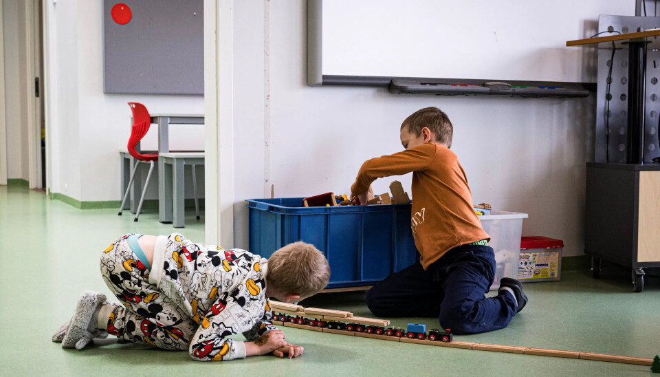 På Alvimhaugen SFO er de opptatt av at skolebarna skal ha mer frilek enn organisert aktivitet. Fordi da skjer det mye læring. På Alvimhaugen SFO er de opptatt av at skolebarna skal ha mer frilek enn organisert aktivitet. Fordi da skjer det mye læring.