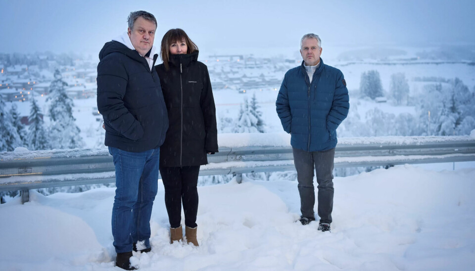 ENORMT: – Gjerdrum er et veldig godt sted å bo. Samholdet og fellesskapet etter raskatastrofen har vært virkelig flott, sier Roy og Elin Marstein Hannevold og Arild Vester (t.h.). ENORMT: – Gjerdrum er et veldig godt sted å bo. Samholdet og fellesskapet etter raskatastrofen har vært virkelig flott, sier Roy og Elin Marstein Hannevold og Arild Vester (t.h.).
