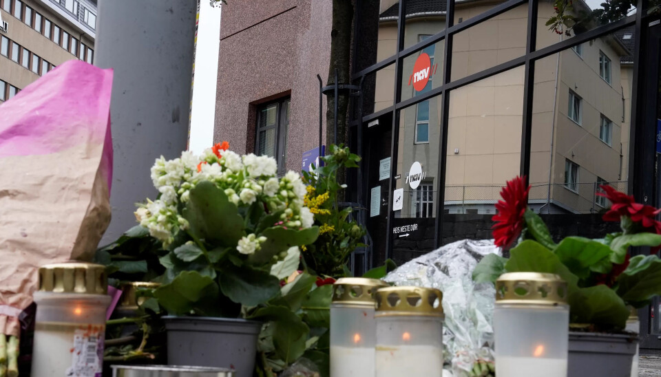 Drapet på en Nav-ansatt i Bergen har rystet mange. Håvard Nordbø, som holder mange kurs om sikkerhet for Nav, mener det er gjort mye godt arbeid på dette feltet, men at det fremdeles er ting man kan gjøre bedre for å forebygge vold mot ansatte i hjelpeapparatet. Drapet på en Nav-ansatt i Bergen har rystet mange. Håvard Nordbø, som holder mange kurs om sikkerhet for Nav, mener det er gjort mye godt arbeid på dette feltet, men at det fremdeles er ting man kan gjøre bedre for å forebygge vold mot ansatte i hjelpeapparatet.