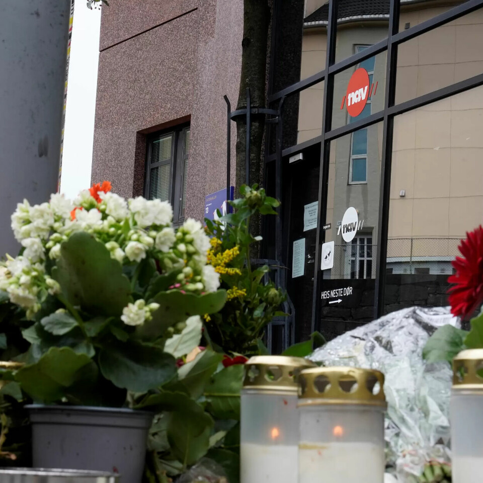 Drapet på en Nav-ansatt i Bergen har rystet mange. Håvard Nordbø, som holder mange kurs om sikkerhet for Nav, mener det er gjort mye godt arbeid på dette feltet, men at det fremdeles er ting man kan gjøre bedre for å forebygge vold mot ansatte i hjelpeapparatet. Drapet på en Nav-ansatt i Bergen har rystet mange. Håvard Nordbø, som holder mange kurs om sikkerhet for Nav, mener det er gjort mye godt arbeid på dette feltet, men at det fremdeles er ting man kan gjøre bedre for å forebygge vold mot ansatte i hjelpeapparatet.