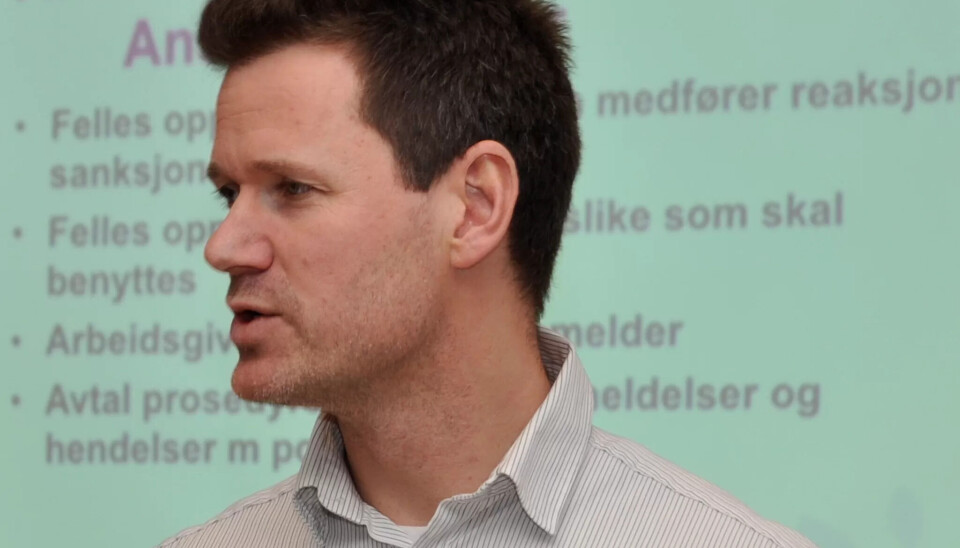 Sikkerhetsrådgiver Håvard Nordbø mener ulike deler av hjelpeapparatet kan bli bedre på å dele informasjon med hverandre for å forebygge vold mot ansatte. Sikkerhetsrådgiver Håvard Nordbø mener ulike deler av hjelpeapparatet kan bli bedre på å dele informasjon med hverandre for å forebygge vold mot ansatte.