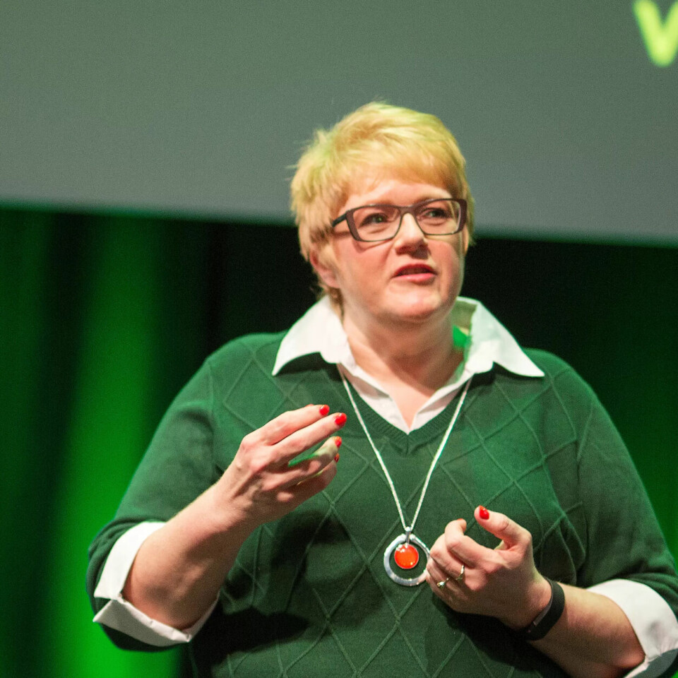 Trine Skei Grande ofret kronikeres rett til behandling uten egenandeler da det snøret seg til i budsjettforhandlingene. Trine Skei Grande ofret kronikeres rett til behandling uten egenandeler da det snøret seg til i budsjettforhandlingene.