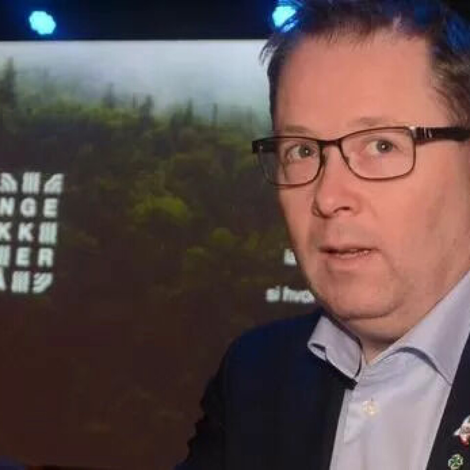 – Dette budsjettforslaget gir i hvert fall den nye regjeringen gode muligheter for å oppfylle løftet om å styrke kommuneøkonomien. Og her er nok av saker å ta tak i, sier styreleder i KS, Bjørn Arild Gram. – Dette budsjettforslaget gir i hvert fall den nye regjeringen gode muligheter for å oppfylle løftet om å styrke kommuneøkonomien. Og her er nok av saker å ta tak i, sier styreleder i KS, Bjørn Arild Gram.
